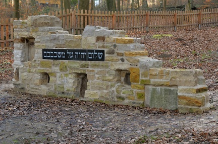 Der Jüdische Friedhof am Deister in Barsinghausen nach seiner Einfriedung.