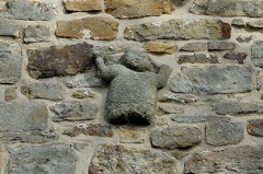 Figur ("Leckmek") am Kirchturm