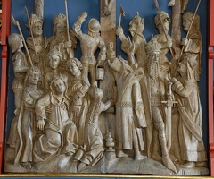 Das Volk unter dem Kreuz - Ausschnitt aus dem Flügelaltar